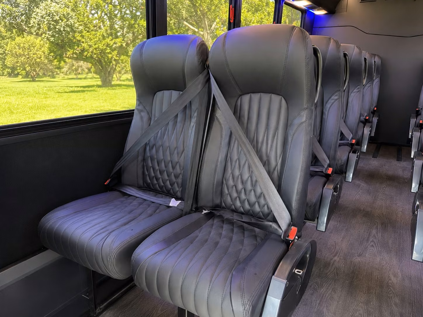 o fallon 20 passenger minibus rental
